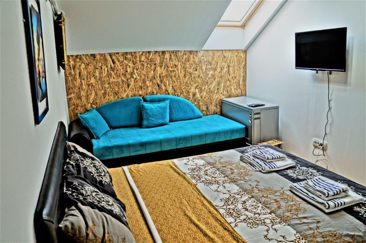 Central Apartment Нікшич Екстер'єр фото